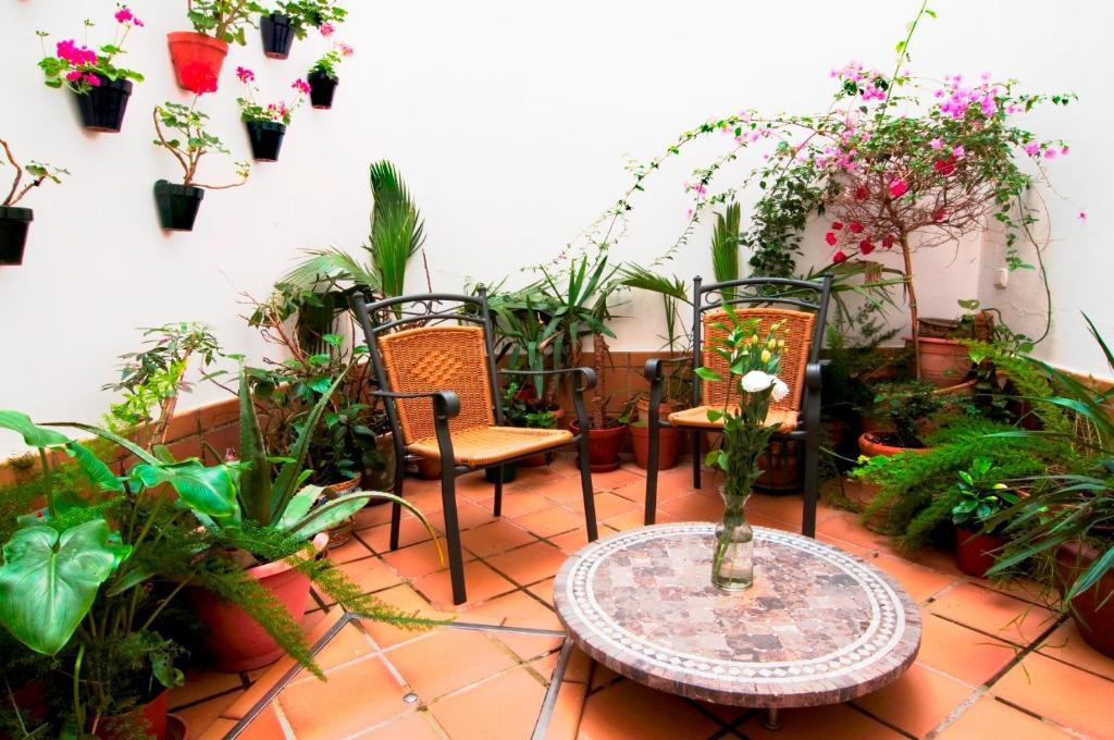 Un Patio Al Sur Hotel Seville Room photo